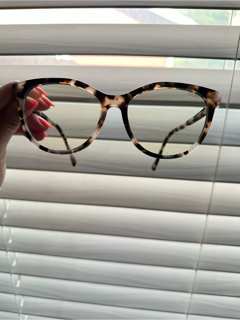 Quay Australia Tortoiseshell Round Frame Glasses - Brown/Black
